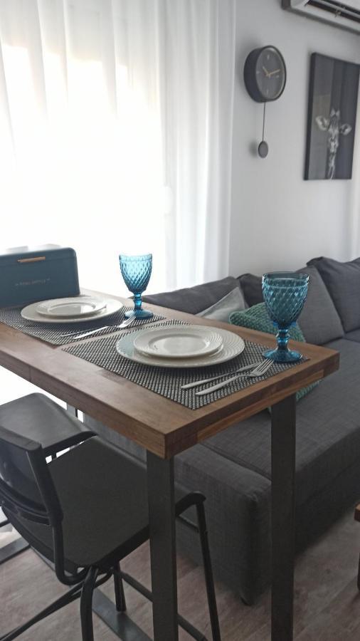 Down Town Luxurious Apartments أليكسانثيربوليس المظهر الخارجي الصورة